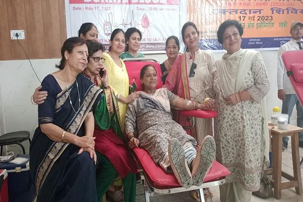 donate blood by A Compass